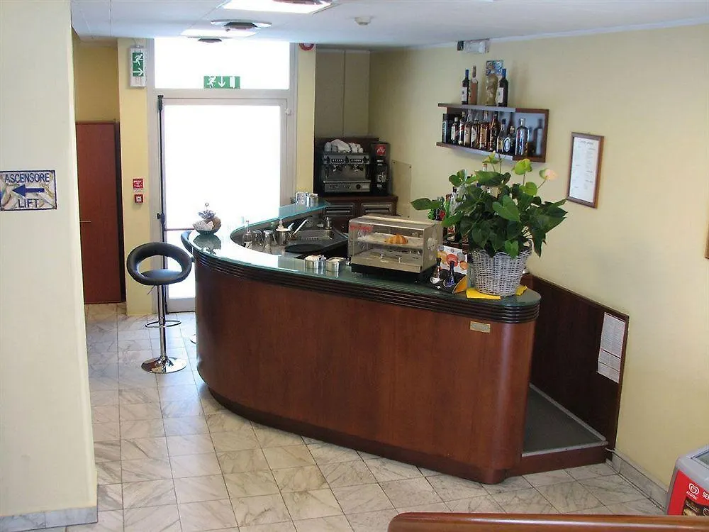 קאסה נואובה Hotel Ristorante Cervo Malpensa